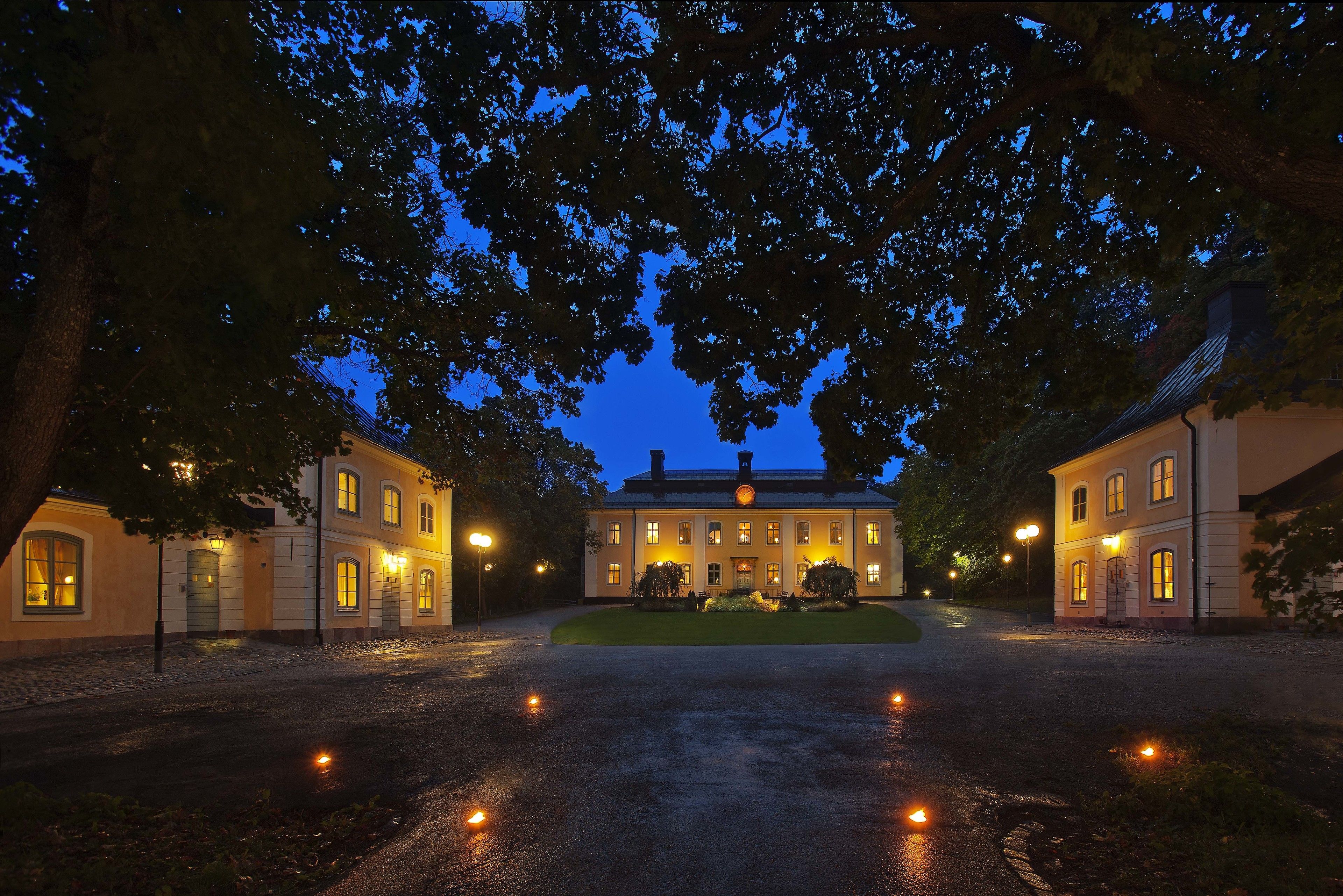 Åkeshofs Slott - Photo 4