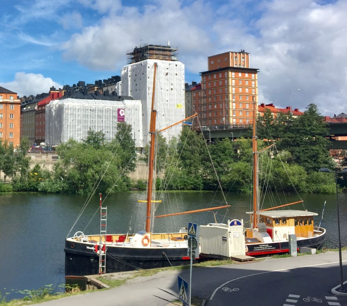 Hotell M/S Monika
