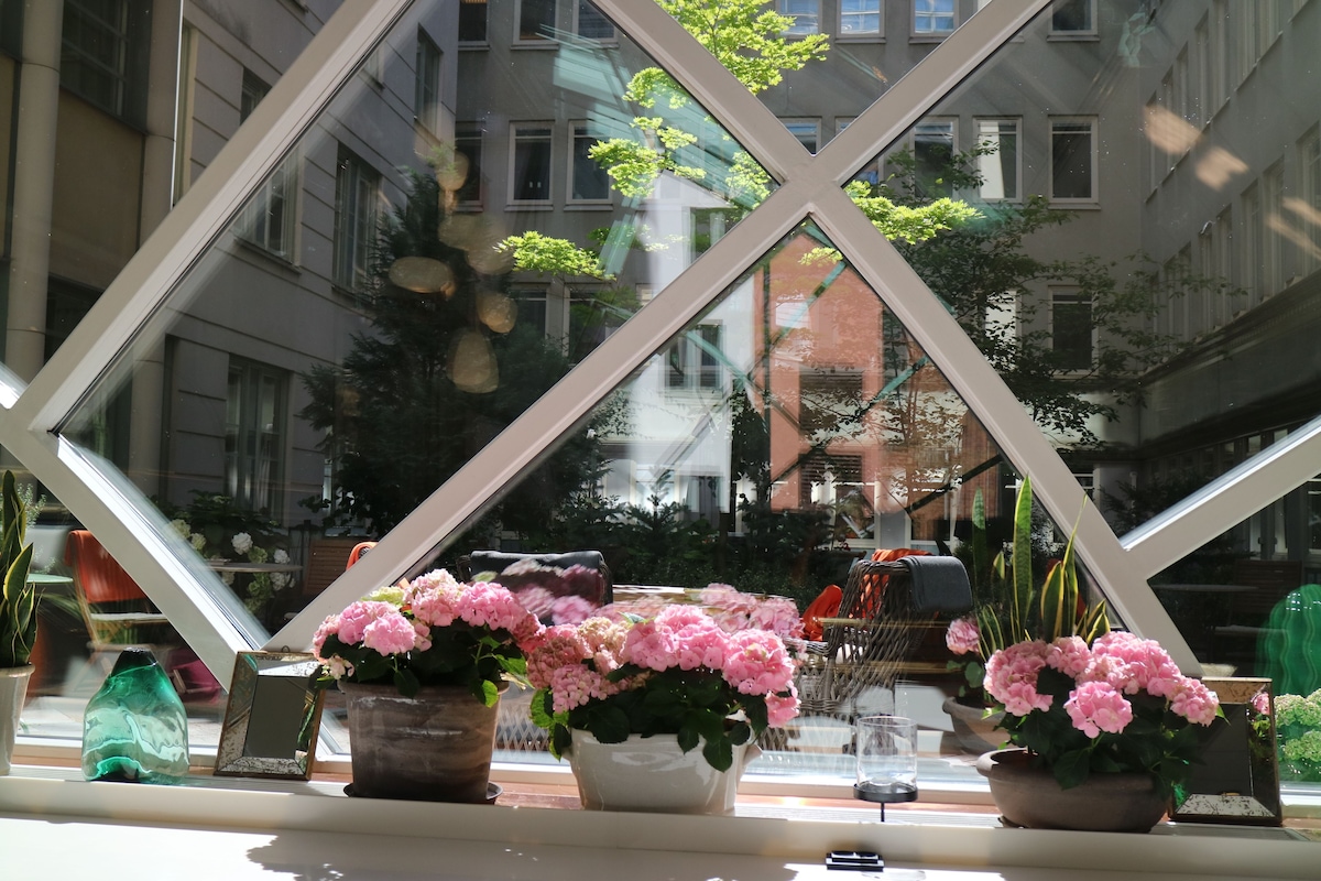 Central Hotel - Photo 2