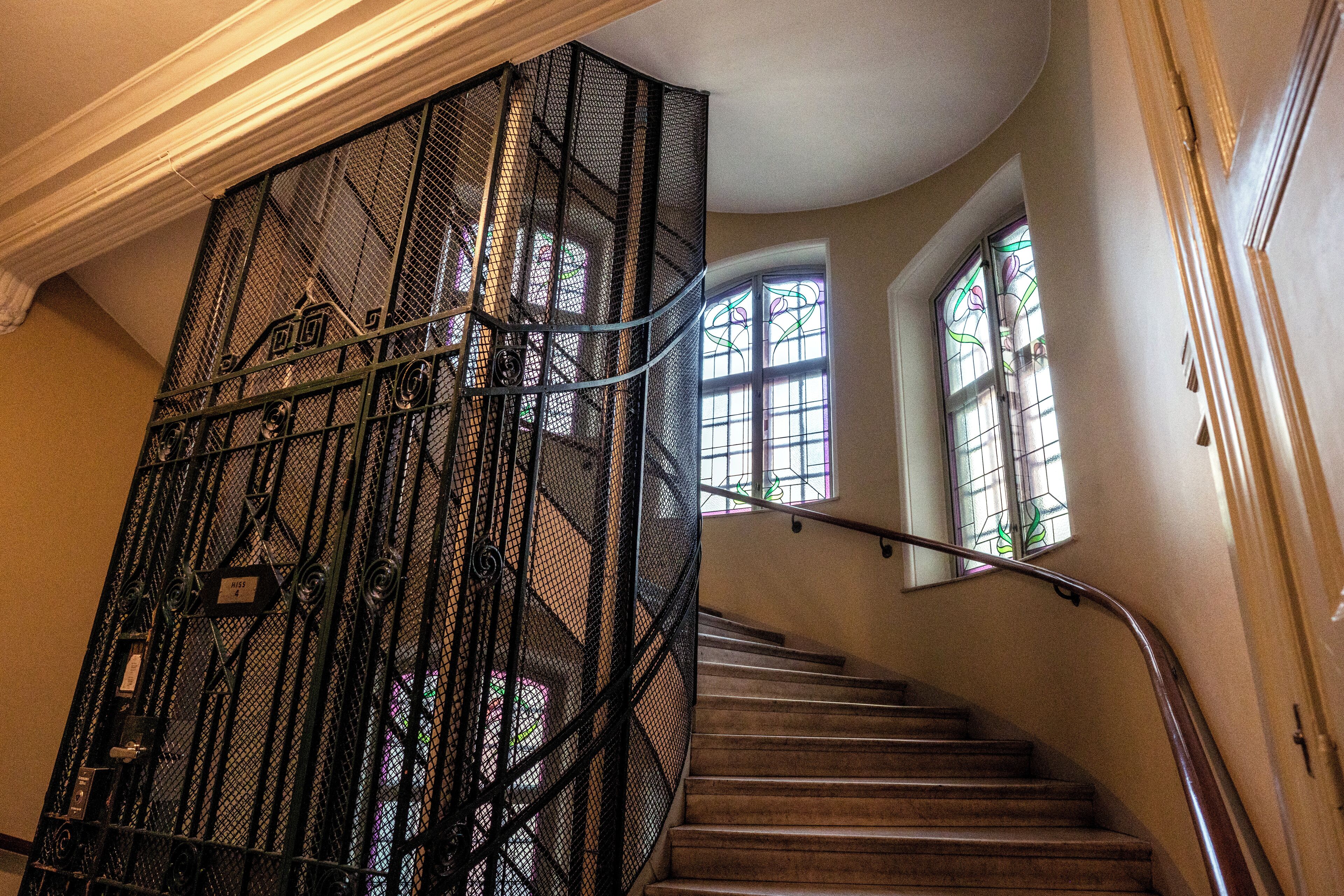 Queen’s Hotel - Photo 3