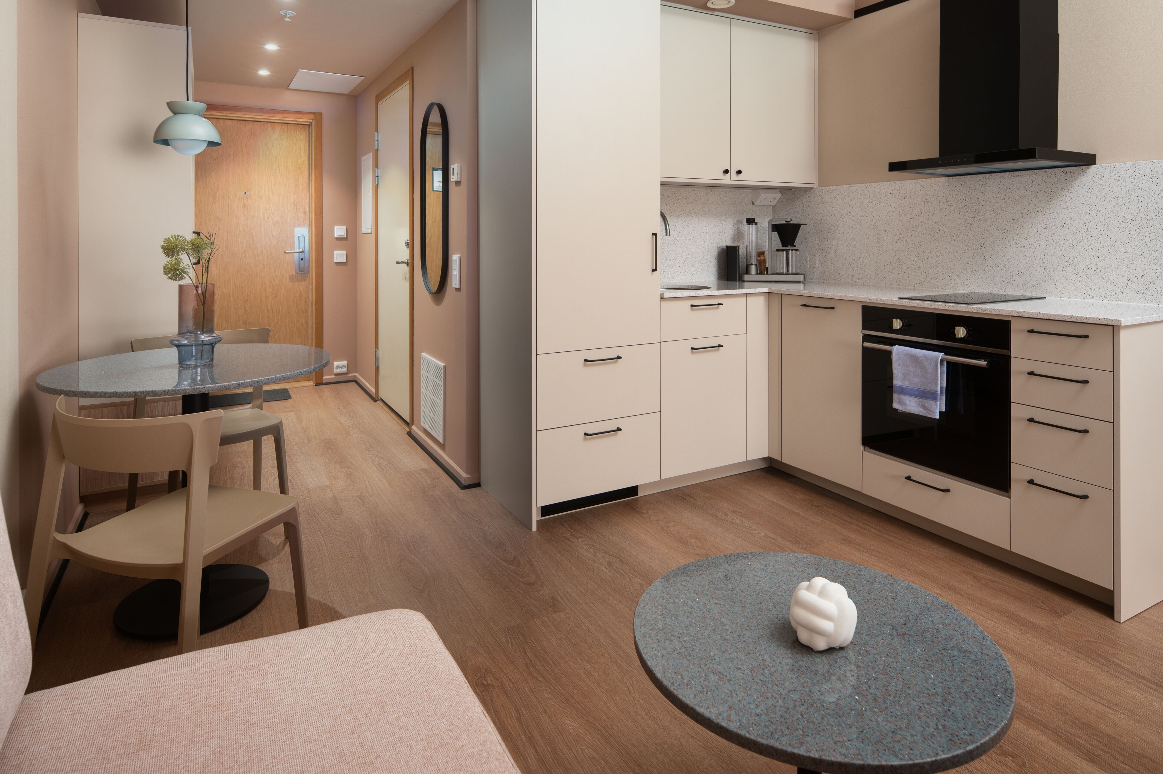 Sky Hotel Apartments, Stockholm - Photo 7