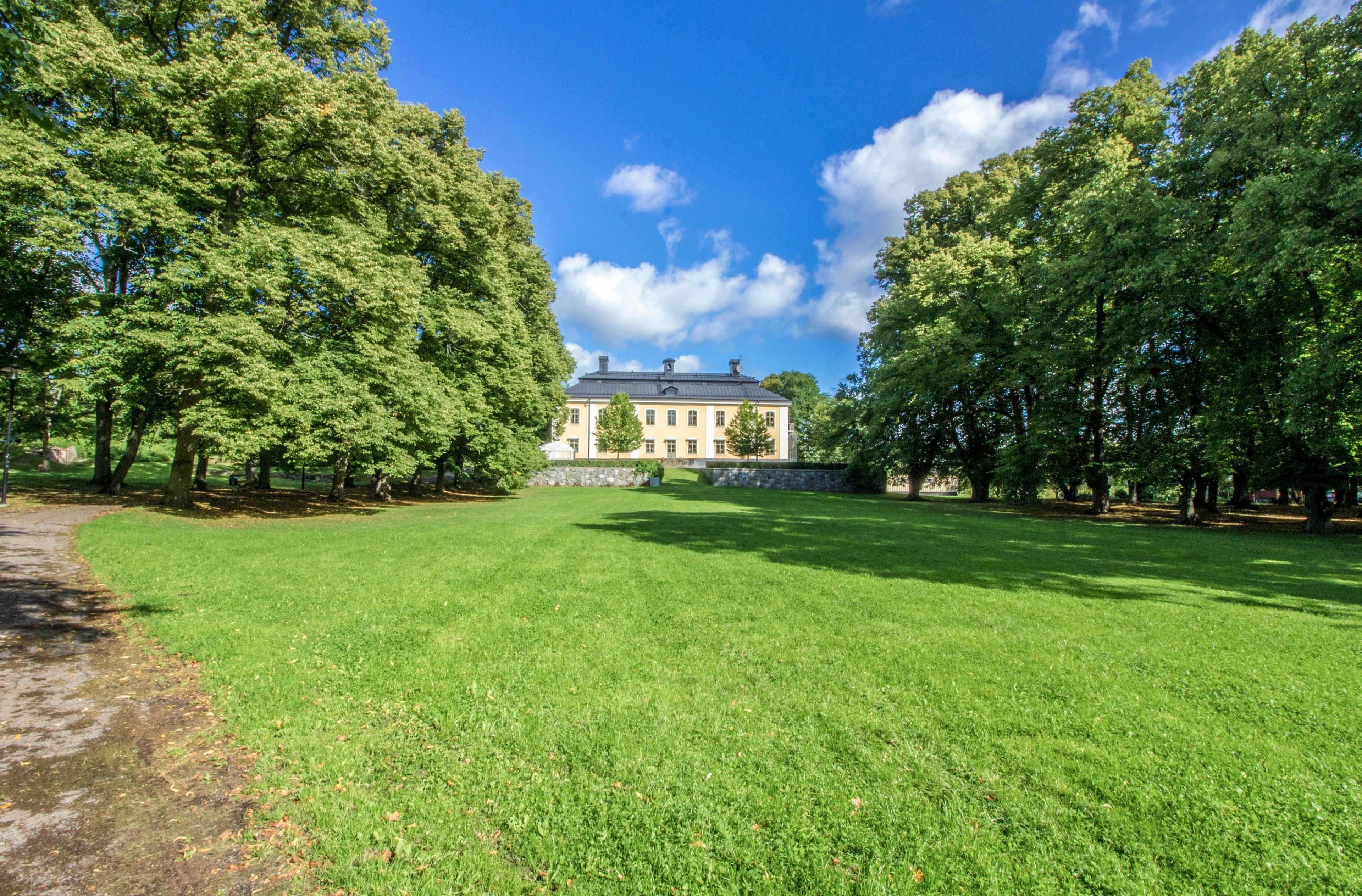 Åkeshofs Slott - Photo 6