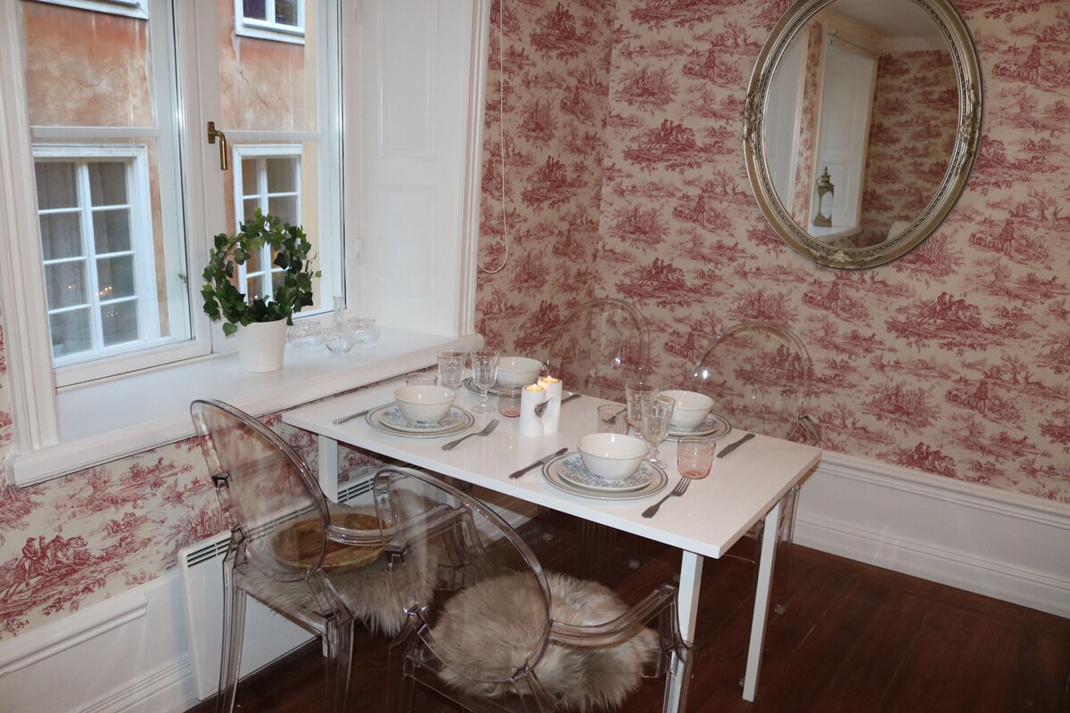 Divine Living – Apartments - Photo 2