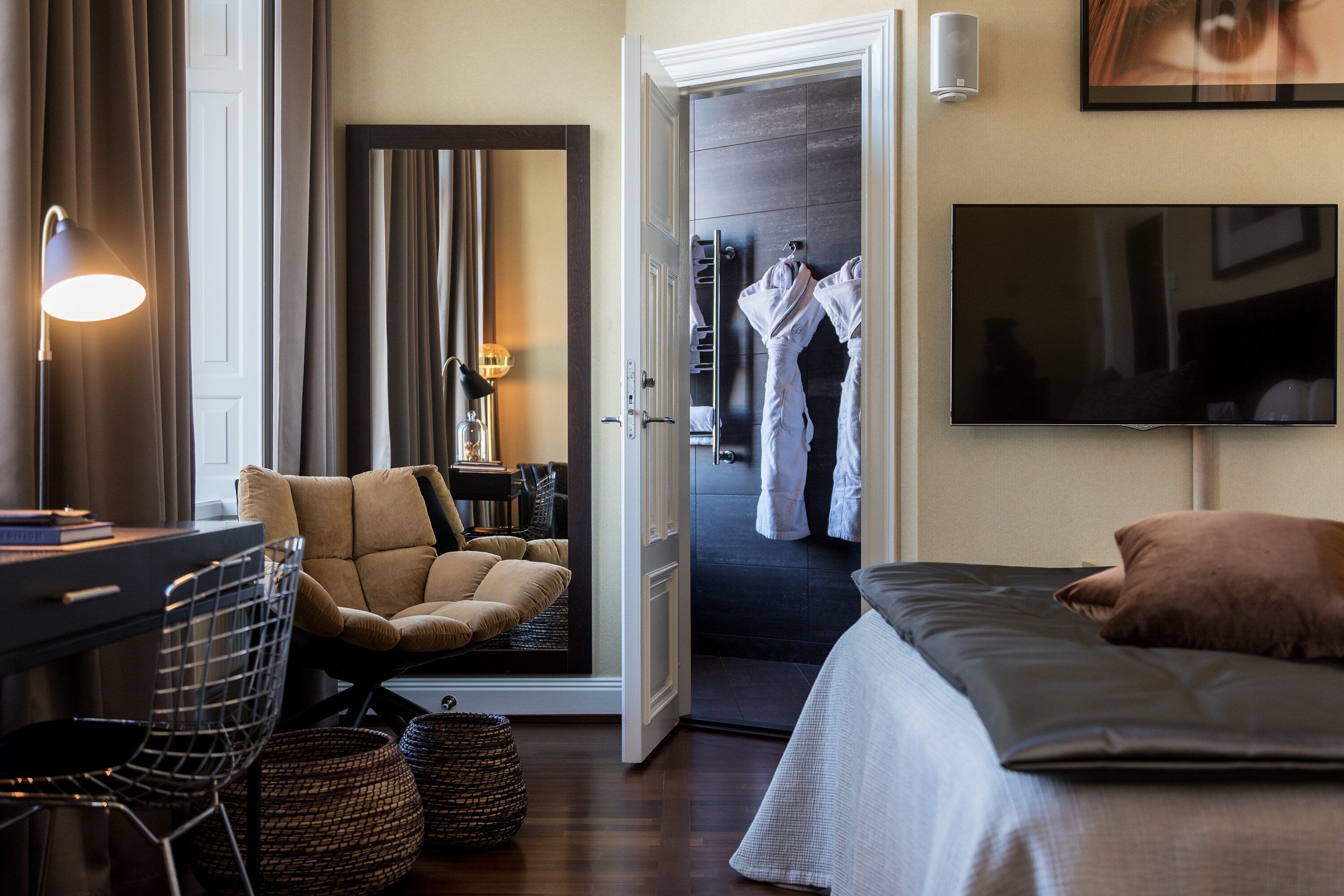 Lydmar Hotel - Photo 6