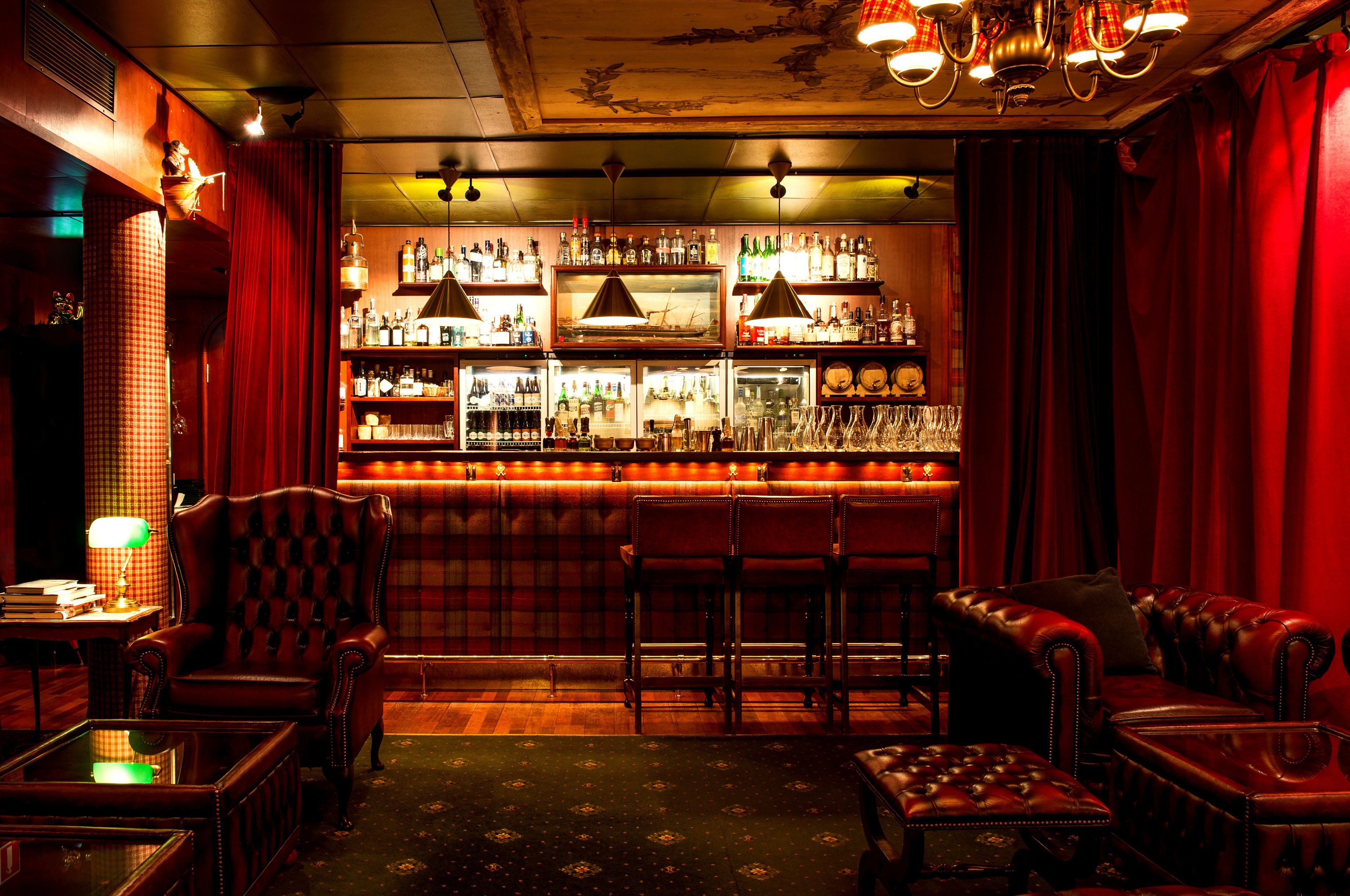 Victory Hotel - Photo 7