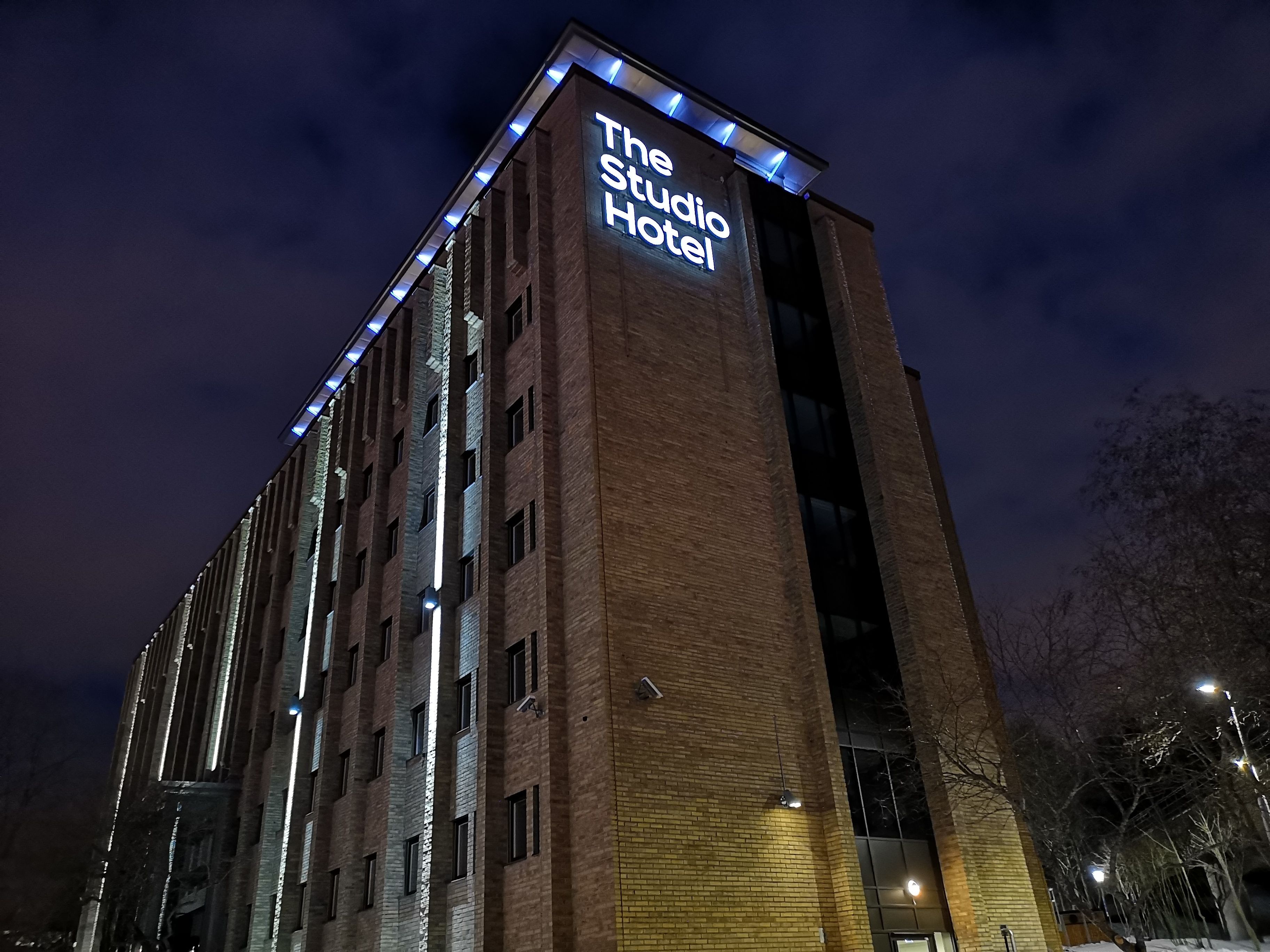 The Studio Hotel - Photo 5