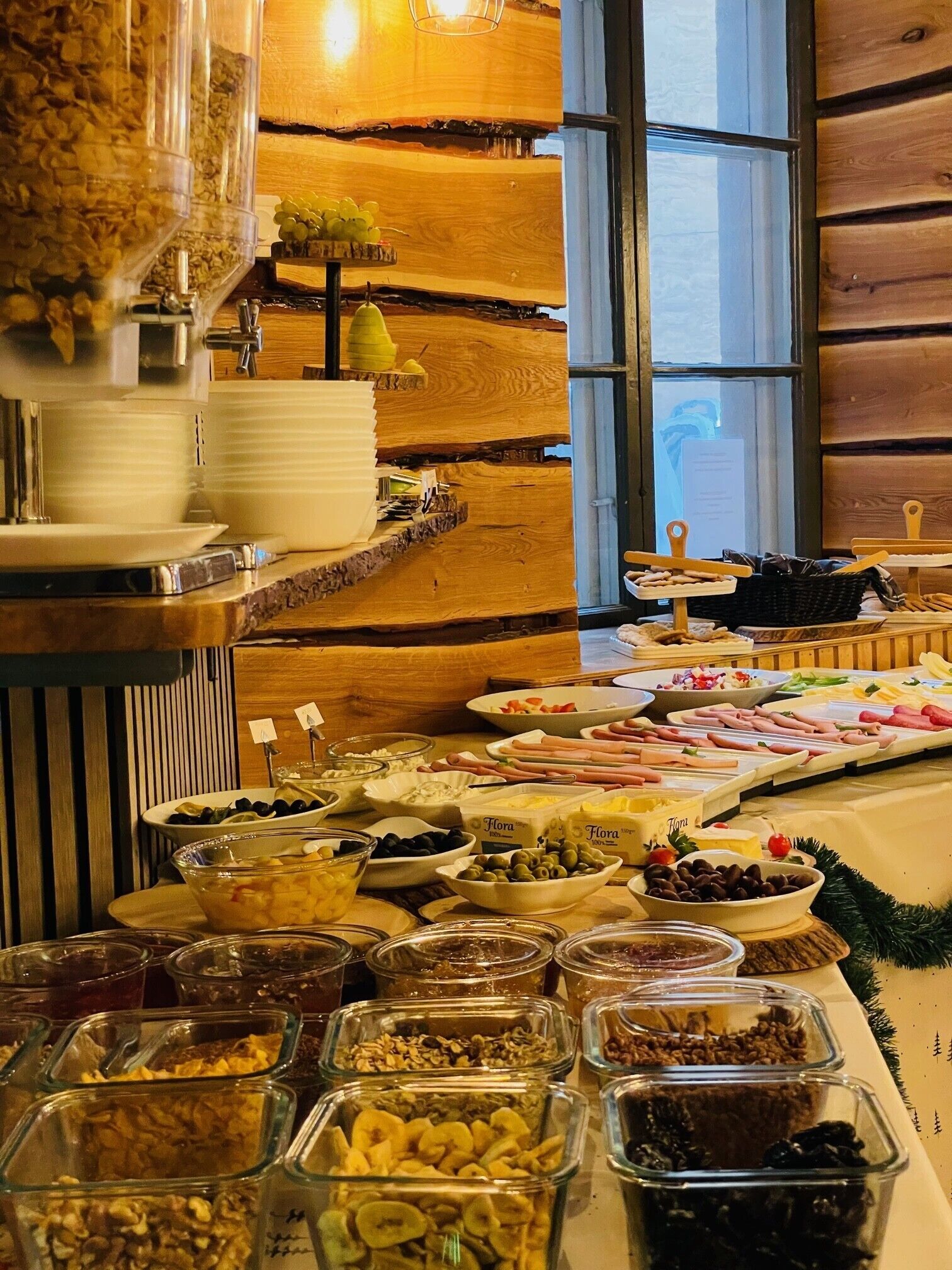 Unique Hotel - Photo 3