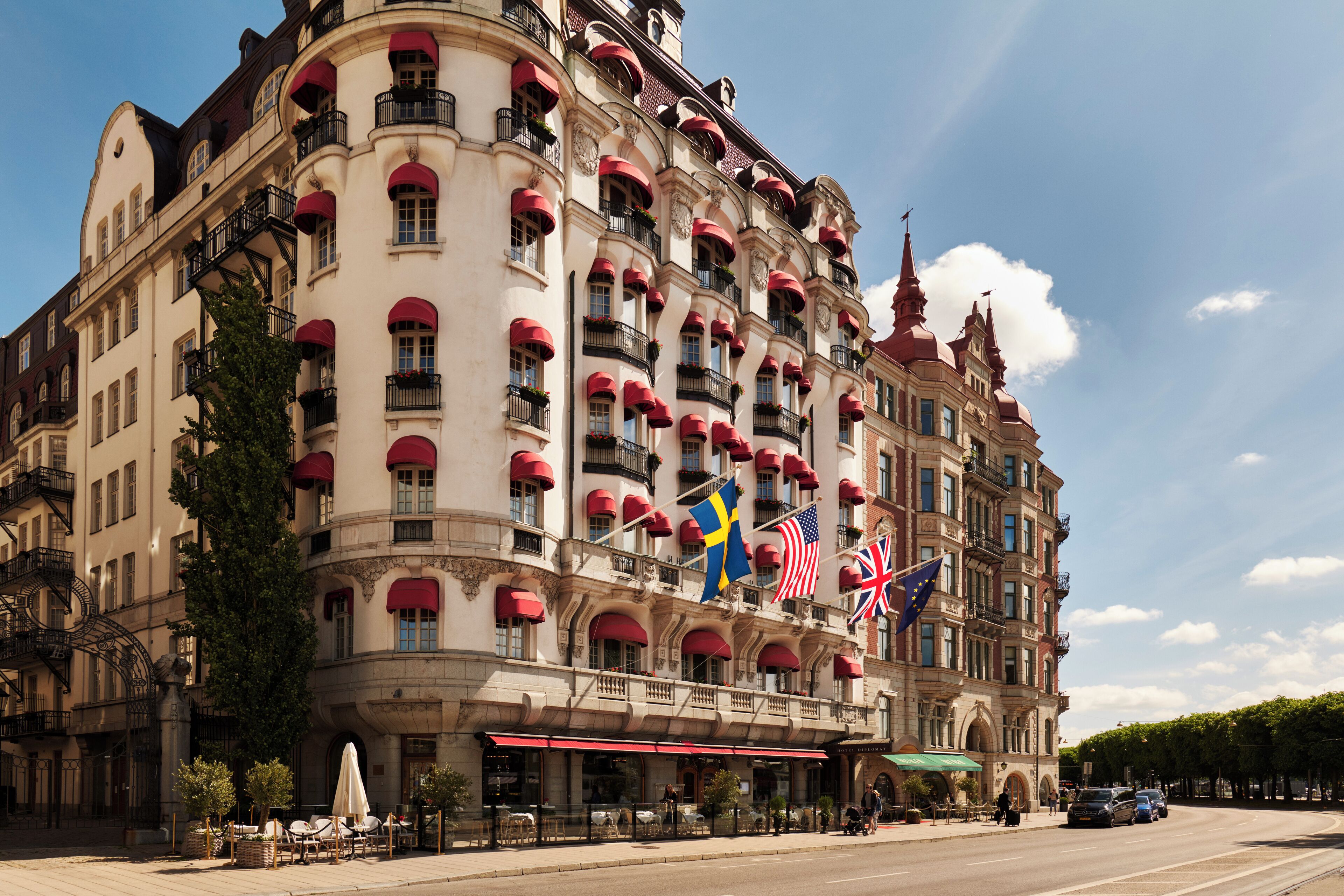 Hotel Diplomat - Photo 3