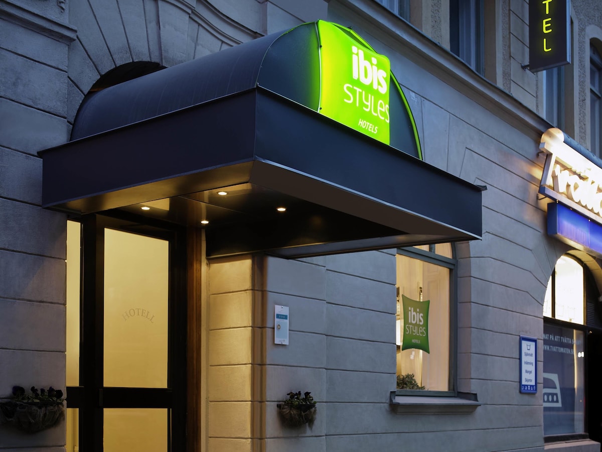 Ibis Styles Stockholm Odenplan - Photo 2