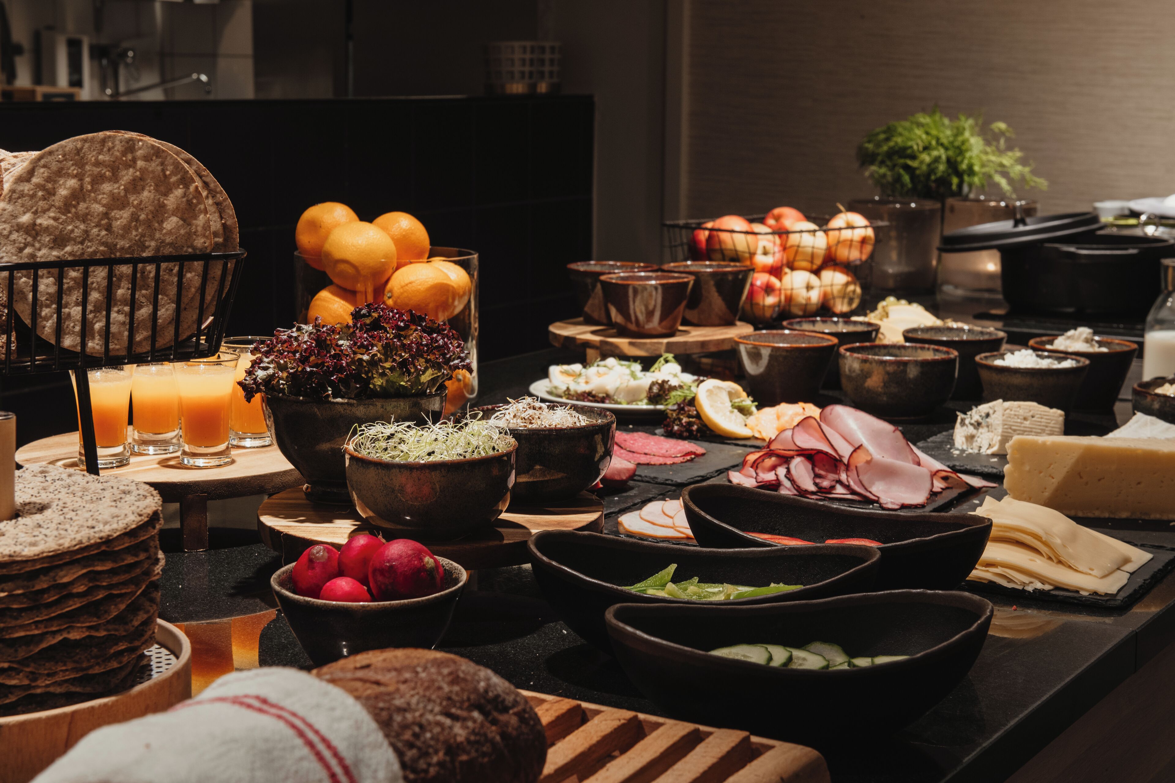 Clarion Collection Hotel Wellington - Photo 2