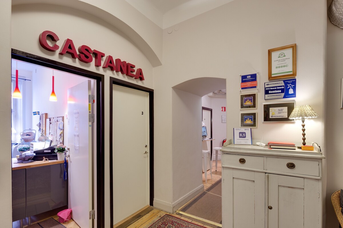 Castanea Old Town Hostel